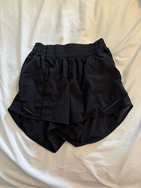 Lululemon Hotty Hot Black Women's 4in Shorts